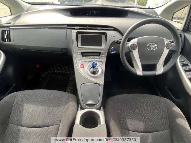 toyota prius 2013 -TOYOTA--Prius DAA-ZVW30--ZVW30-5643172---TOYOTA--Prius DAA-ZVW30--ZVW30-5643172- image 2