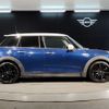 mini mini-others 2016 CFJ1229552 image 8