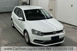 volkswagen polo 2017 -VOLKSWAGEN--VW Polo 6RCJZ-WVWZZZ6RZHU060441---VOLKSWAGEN--VW Polo 6RCJZ-WVWZZZ6RZHU060441-