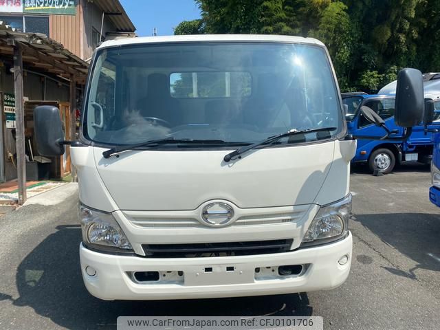 hino dutro 2017 GOO_NET_EXCHANGE_0706816A30240810W001 image 2