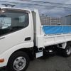 hino dutro 2017 GOO_NET_EXCHANGE_0730265A30250215W001 image 5