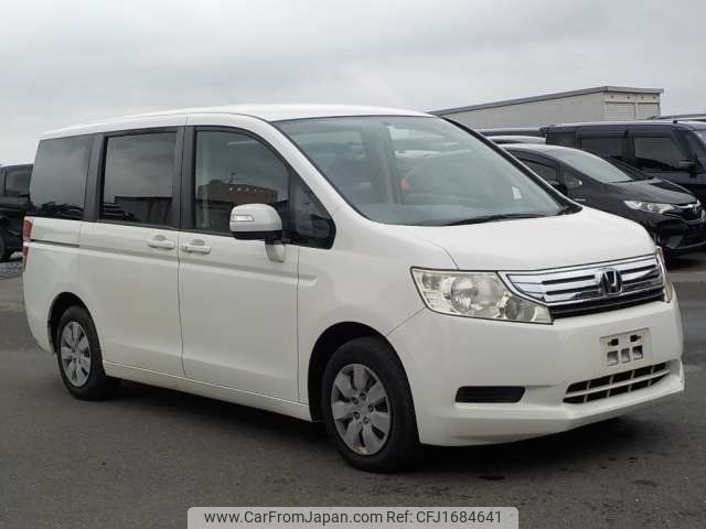 honda stepwagon 2012 CFJ1684641 image 1