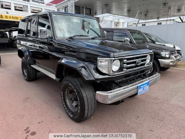 toyota landcruiser-70 1999 quick_quick_HZJ77V_HZJ770010874 image 1