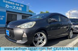 toyota aqua 2012 CFJ1515768