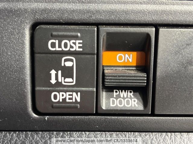 toyota voxy 2017 -TOYOTA--Voxy DBA-ZRR80G--ZRR80-0349243---TOYOTA--Voxy DBA-ZRR80G--ZRR80-0349243- image 2