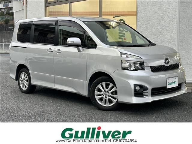 2012 Toyota Voxy DBA-ZRR75W - Car Price $4,192