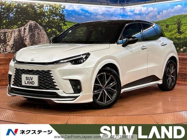 lexus lexus-lbx 2024 CFJ1259510 image 1