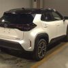 toyota yaris-cross 2022 CFJ1842733 image 2