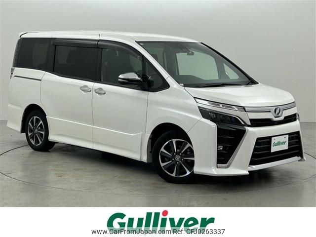 toyota voxy 2020 -TOYOTA--Voxy DBA-ZRR80W--ZRR80-0610729---TOYOTA--Voxy DBA-ZRR80W--ZRR80-0610729- image 1