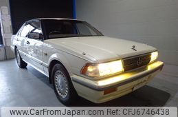 nissan-gloria-sedan-1989-22916-car_2c11e914-4fc6-4f38-86f4-7ab037741647