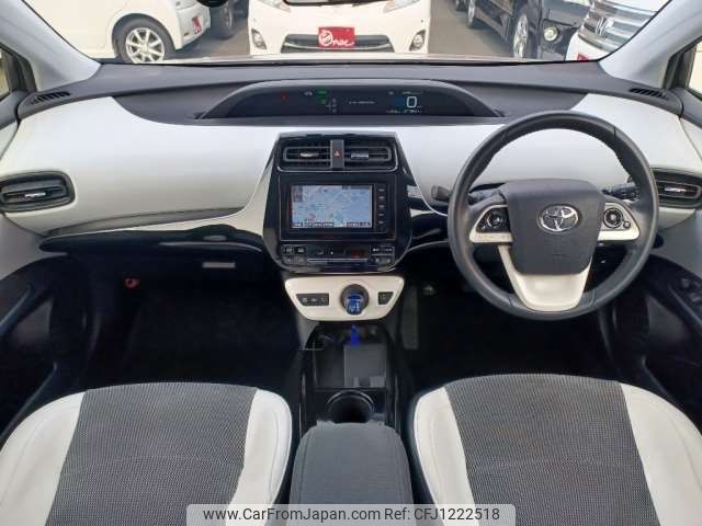 toyota prius 2016 -TOYOTA--Prius DAA-ZVW55--ZVW55-8029116---TOYOTA--Prius DAA-ZVW55--ZVW55-8029116- image 2