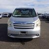 toyota noah 2008 NIKYO_ML67548 image 3