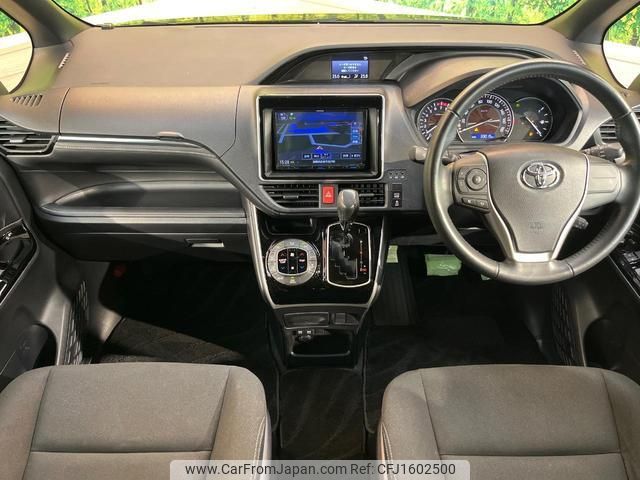 toyota esquire 2019 CFJ1602500 image 2