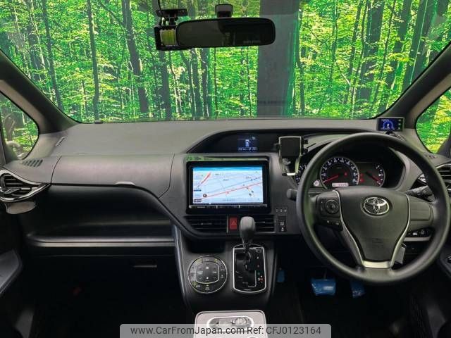 toyota voxy 2015 -TOYOTA--Voxy DBA-ZRR80G--ZRR80-0134445---TOYOTA--Voxy DBA-ZRR80G--ZRR80-0134445- image 2