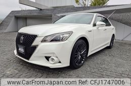 toyota crown 2016 CFJ1747006