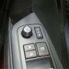toyota c-hr 2017 -TOYOTA--C-HR DAA-ZYX10--ZYX10-2101063---TOYOTA--C-HR DAA-ZYX10--ZYX10-2101063- image 5