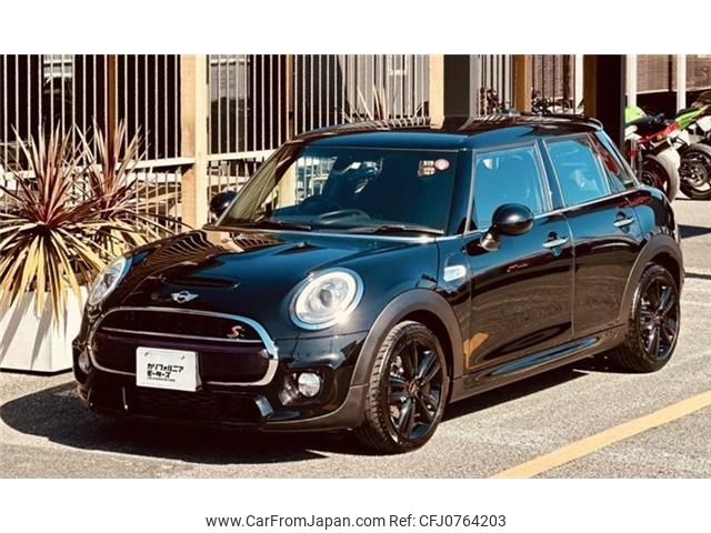 mini cooper 2018 -BMW--BMW ﾐﾆｸｰﾊﾟｰS 5ﾄﾞｱ DBA-XS20--WMWXS72090G72352---BMW--BMW ﾐﾆｸｰﾊﾟｰS 5ﾄﾞｱ DBA-XS20--WMWXS72090G72352- image 1