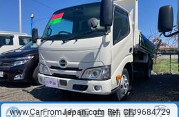 hino dutro 2023 GOO_NET_EXCHANGE_9030405A30240410W002