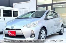 toyota aqua 2013 quick_quick_NHP10_NHP10-6214840