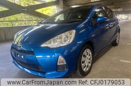 toyota aqua 2013 quick_quick_DAA-NHP10_2236833