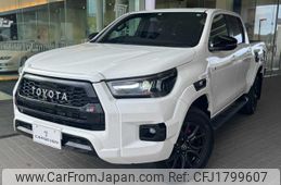 toyota hilux 2023 CFJ1799607