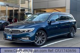 volkswagen passat-variant 2021 CFJ1743696