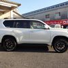 toyota land-cruiser-prado 2020 24232210 image 6