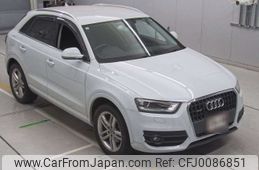 audi q3 2015 NIKYO_CP72711