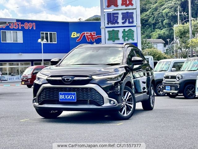 toyota corolla-cross 2023 CFJ1557377 image 1