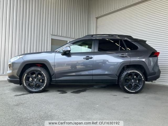 toyota rav4 2021 CFJ1630192 image 2