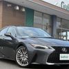 lexus is 2022 CFJ0512967 image 1