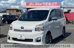 toyota voxy 2011 -TOYOTA--Voxy DBA-ZRR70W--ZRR70-0414661---TOYOTA--Voxy DBA-ZRR70W--ZRR70-0414661-