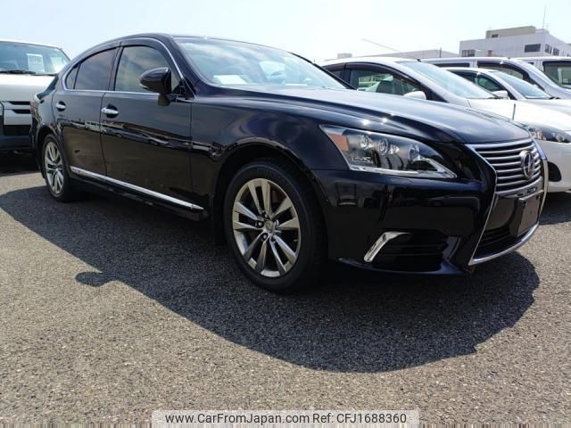 lexus ls 2017 CFJ1688360 image 2