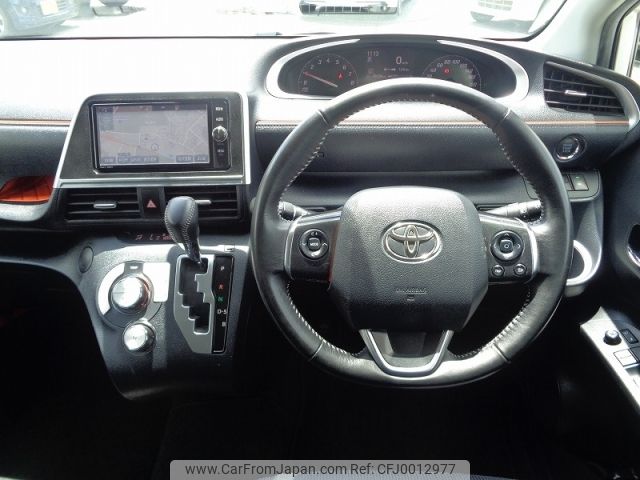 toyota sienta 2017 -TOYOTA--Sienta DBA-NSP170G--NSP170-7124642---TOYOTA--Sienta DBA-NSP170G--NSP170-7124642- image 2