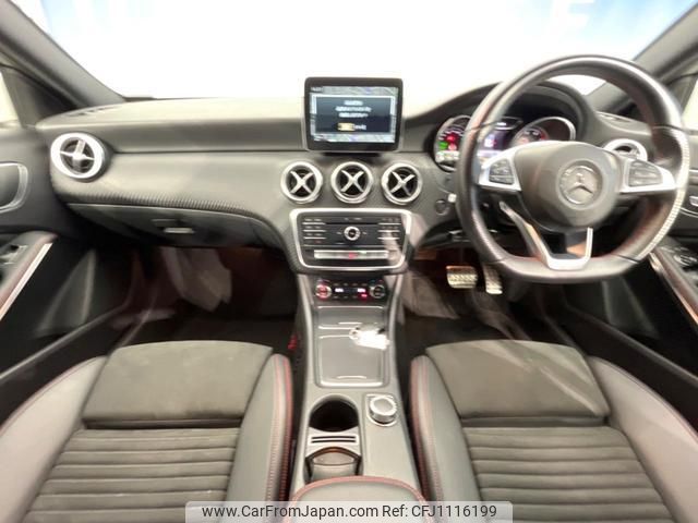 mercedes-benz a-class 2017 quick_quick_176042_WDD1760422V192561 image 2
