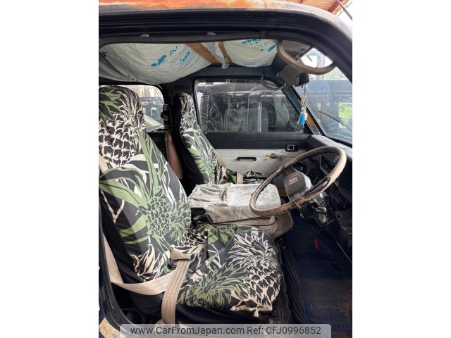 1980 Toyota Hiace Wagon LH20G - Car Price $12,317