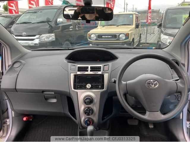 toyota vitz 2010 TE1071 image 2