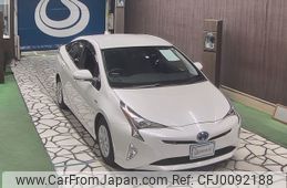 toyota prius 2018 -TOYOTA--Prius ZVW50-6098592---TOYOTA--Prius ZVW50-6098592-