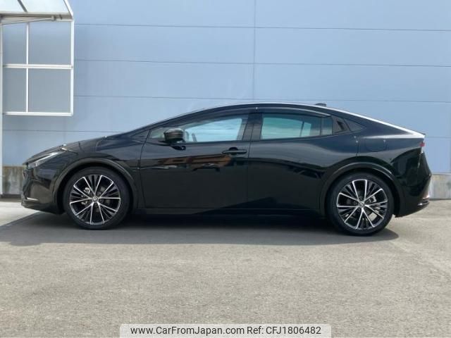 toyota prius 2024 CFJ1806482 image 2