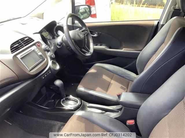 honda fit-shuttle 2012 TE179 image 2