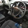 toyota noah 2021 quick_quick_3BA-ZRR80G_ZRR80-0705212 image 3