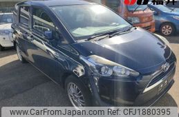 toyota sienta 2017 CFJ1880395