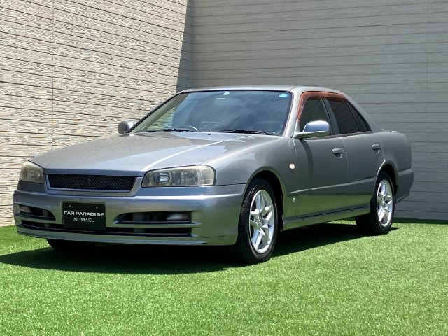 Nissan Skyline Hardtop 2000RS 限定生産 1_485b952b-86d6-40fa-a614-