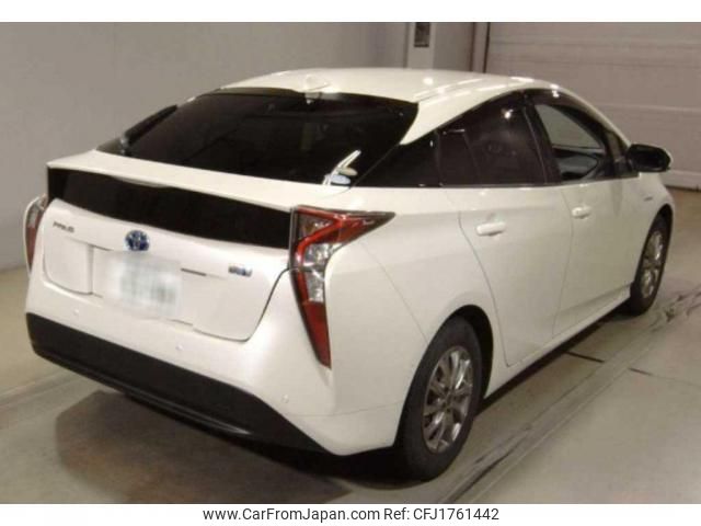 toyota prius 2017 CFJ1761442 image 2