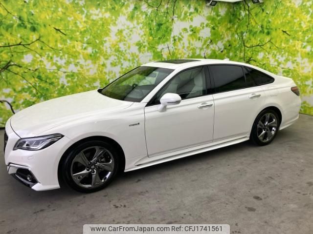 toyota crown-hybrid 2018 CFJ1741561 image 2
