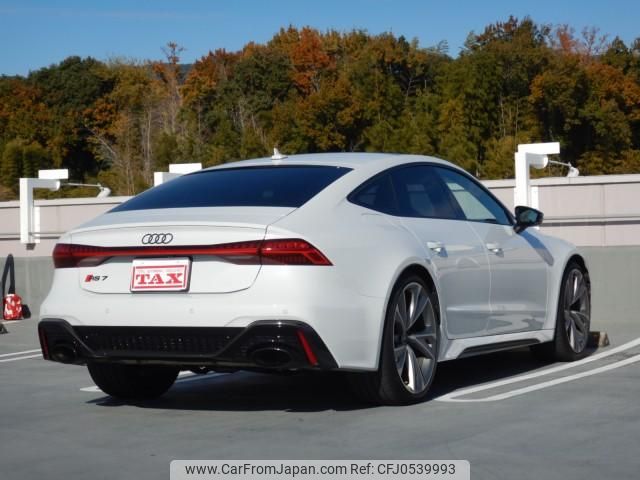 audi rs7-sportback 2022 quick_quick_3AA-F2DJPA_WUAZZZF26NN902580 image 2