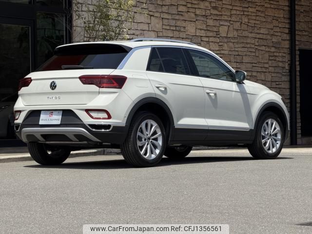 volkswagen volkswagen-others 2023 -VOLKSWAGEN--VW T-Roc--WVGZZZA1ZPV713925---VOLKSWAGEN--VW T-Roc--WVGZZZA1ZPV713925- image 2