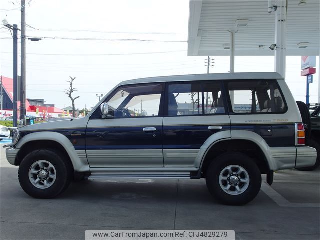 mitsubishi pajero 1993 AUTOSERVER_15_4846_688 image 2