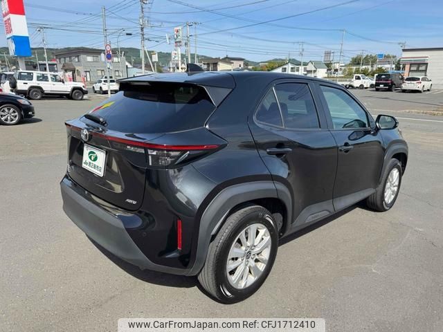 toyota yaris-cross 2023 CFJ1712410 image 2