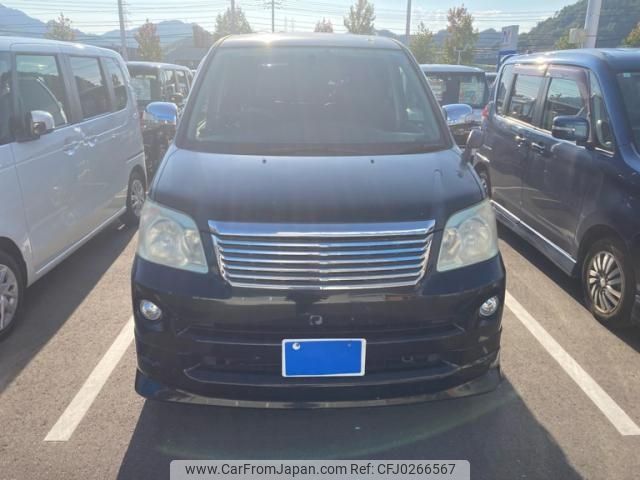 toyota noah 2005 -TOYOTA--Noah DBA-AZR60G--AZR60-0476690---TOYOTA--Noah DBA-AZR60G--AZR60-0476690- image 2